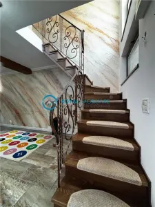 Royal Imobiliare - Vanzare Vila P+M zona Cina - foto 4