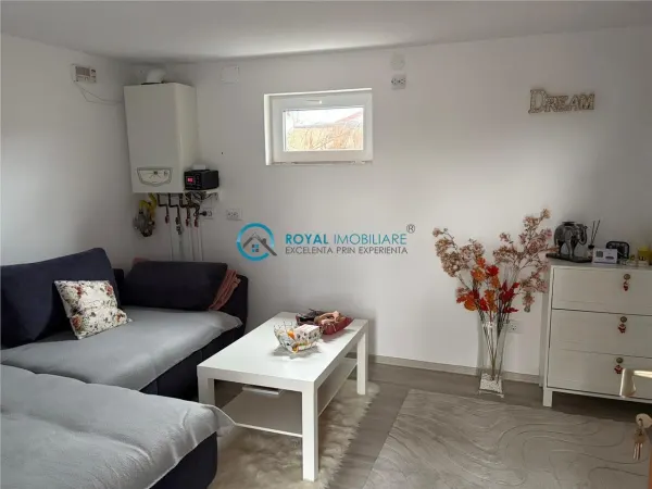 Casă 5 camere Păulești - poza 1