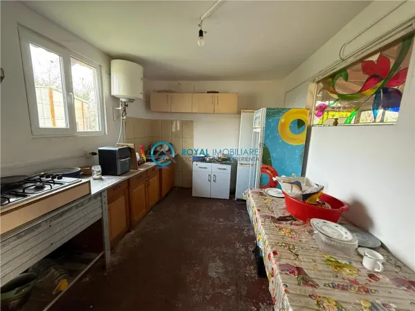 Casă 8 camere Gageni - poza 8