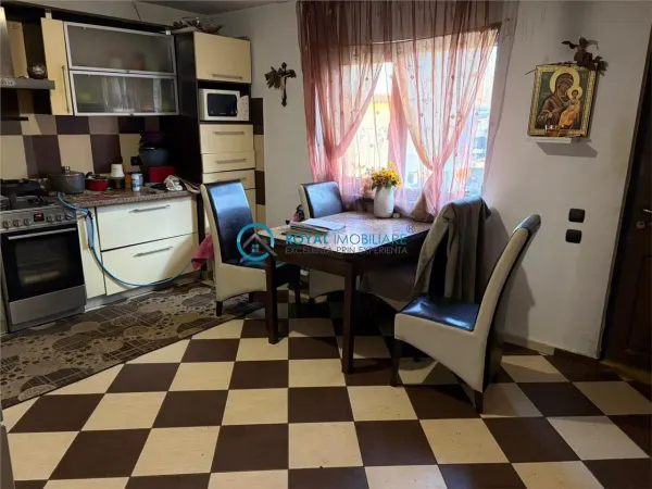 Casă 4 camere Ploiești - poza 12