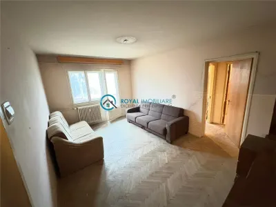 Royal Imobiliare - Vanzare apartament 2 camere zona Nord - foto 2