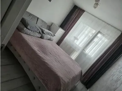 Royal Imobiliare - Vanzare apartament 2 camere zona Malu Rosu - foto 3