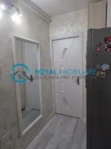 Royal Imobiliare - Vanzare apartament 2 camere zona Malu Rosu - foto 5