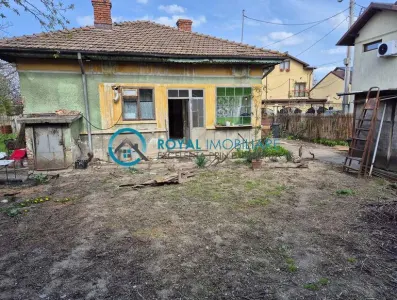 Royal Imobiliare - Vanzare casa zona Central - Ploiesti