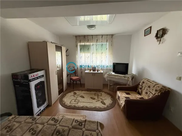 Casă 3 camere Sicrita - poza 1