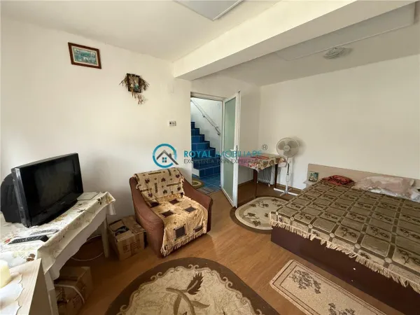 Casă 3 camere Sicrita - poza 2