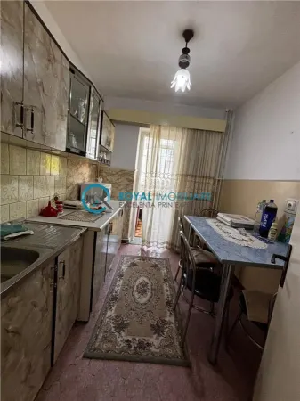 Apartament 3 camere Ploiești - poza 2