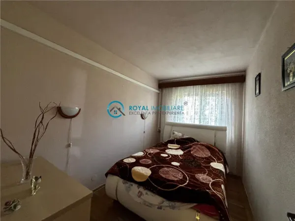 Apartament 3 camere Ploiești - poza 9