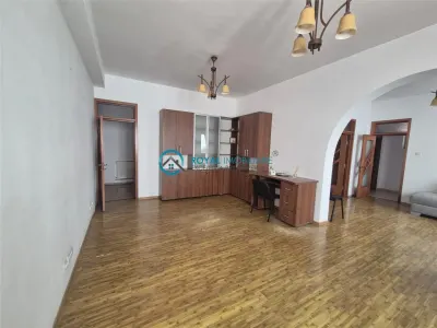 ROYAL IMOBILIARE- Vanzare spatiu birouri zona Ultracentral - foto 4