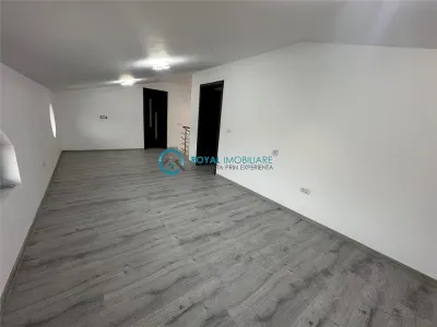 Royal Imobiliare - Vanzare casa in zona Traian - foto 9