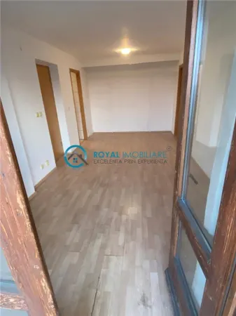 Casă 8 camere Ploiești - poza 10