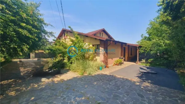 Casă 4 camere Păulești - poza 1