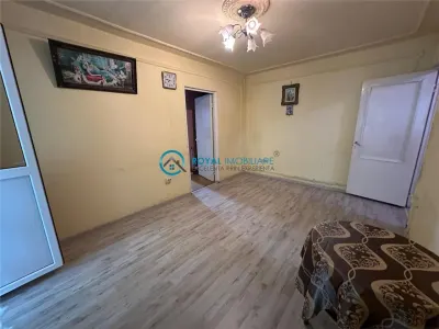 Royal Imobiliare - Vanzare apartament 2 camere zona Mihai Bravu - foto 2