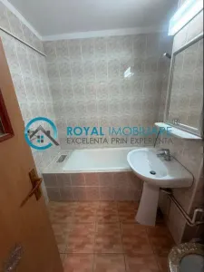 Royal Imobiliare - Vanzare apartament 3 camere zona 9 Mai - foto 12