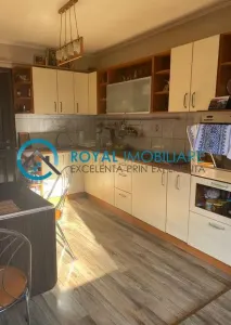 Royal Imobiliare - Vanzare apartament 3 camere zona B-dul Bucuresti - foto 6