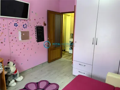 Royal Imobiliare - Inchiriere apartament 3 camere zona Marasesti - foto 7