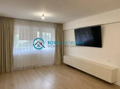 Royal Imobiliare - Vanzare apartament 3 camere zona Bld Republicii - Ploiesti