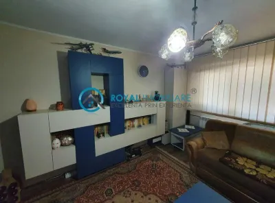 Royal Imobiliare - Vanzare apartament 3 camere zona Vest - foto 1