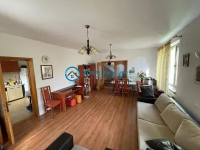 Royal Imobiliare - Vanzare Spatiu Birouri Zona Central - foto 2