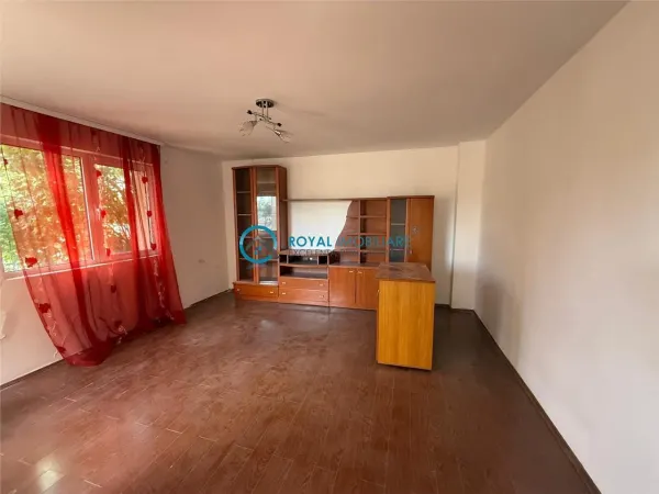 Casă 4 camere Ploiestiori - poza 4