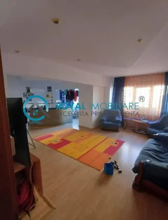 Apartament 3 camere Ploiești - poza 1