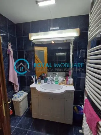 Apartament 3 camere Ploiești - poza 13