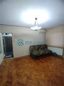 Royal Imobiliare - Vanzare apartament 4 camere zona Nord - foto 2