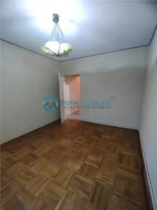 Royal Imobiliare - Vanzare apartament 4 camere zona Nord - foto 11