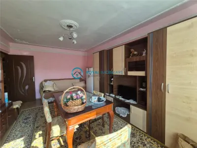 Royal Imobiliare - Vanzare apartament 2 camere zona Paltinis - foto 1