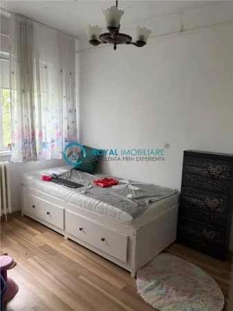 Apartament 3 camere Ploiești - poza 2
