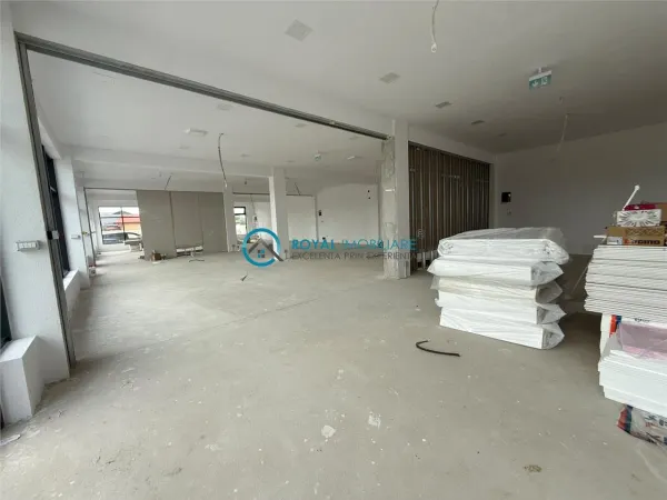 Spațiu comercial Bucov - poza 4
