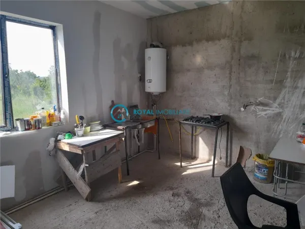 Casă 5 camere Corlatesti - poza 8