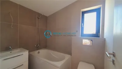 Royal Imobiliare - Vanzare Vila Zona Exterior Nord - foto 16