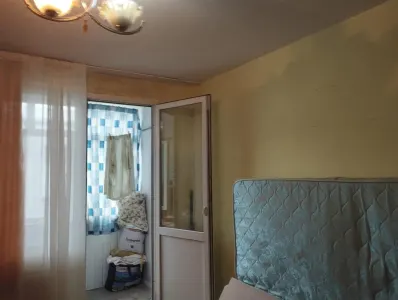 3 camere semidecomandate Republicii - foto 4