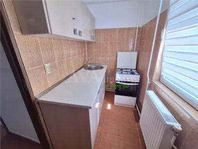 Garsoniera mobilata si utilata, cu centrala, zona Bistrita Lac Bacau - foto 13