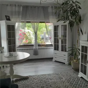Persoana Fizica -CASA CU 5 CAMERE BUCIUM  Trei Sarmale-645mp teren. - foto 3