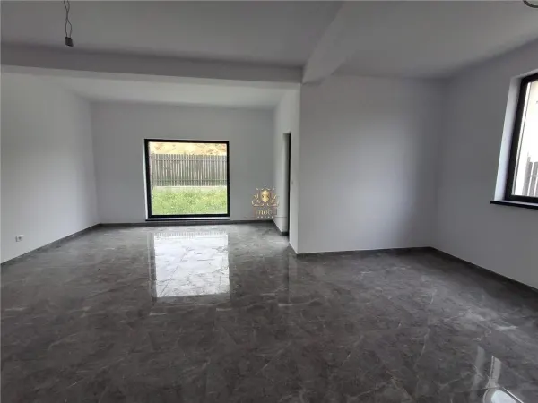 Casă 4 camere Iași - poza 3