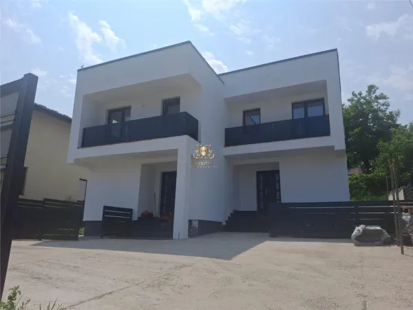 Casă 4 camere Iași - poza 1