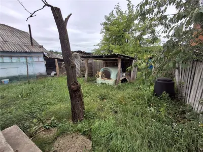 Casa cu 3 camere la 15 km de Iasi . 2450 m de teren cu vie. - foto 11