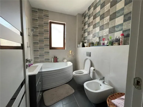 Casă 4 camere Iași - poza 9