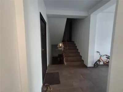 Apartament 2 camere decomandat cu 2 balcoane Visani ! - foto 11
