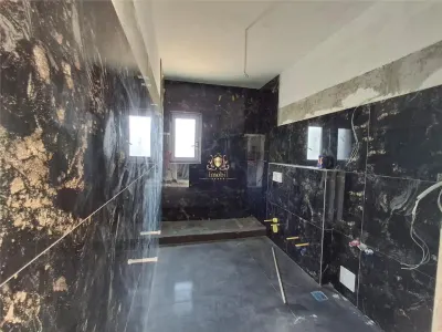Casa parter 3 camere  si dresing cu placa de beton deasupra - Bucium Visani - Iasi