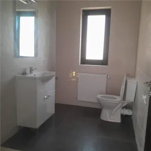 Casa individuala  4camere  si 600mp terenValea Lupului cu  MUTARE IMEDIATA! COMISION 0! - foto 5