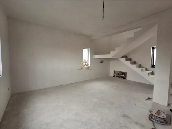 Casă 4 camere Iași - poza 2