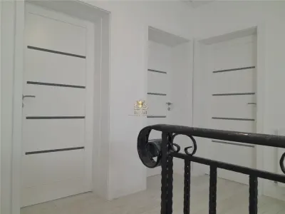 Casă 4 camere Iași - poza 3
