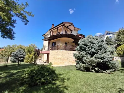 Vila eleganta -  proiect deosebit crama garaj sala de fitnes foisor si 825m teren Plopii fara sot Bucium. - foto 14