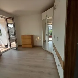 Finalizatala asfalt !Vila cu 5 camere si pod amenajat.MUTARE IMEDIATA! - foto 9