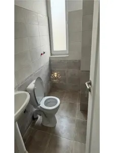 Spatiu  cabinet medical sau birou zona Spital de Recuperare - foto 7