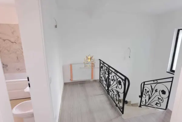 Casă 4 camere Iași - poza 1