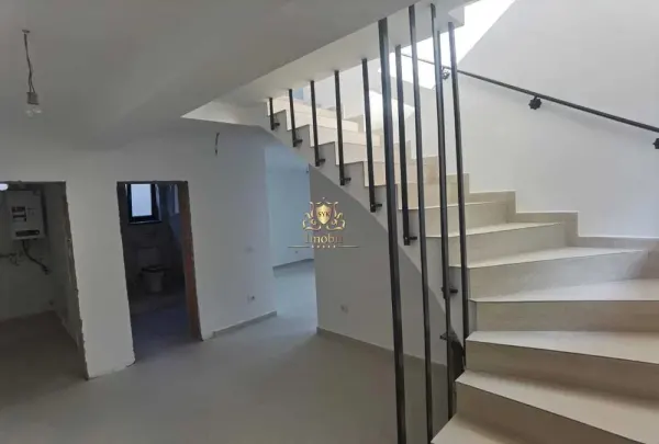 Casă 6 camere Iași - poza 2